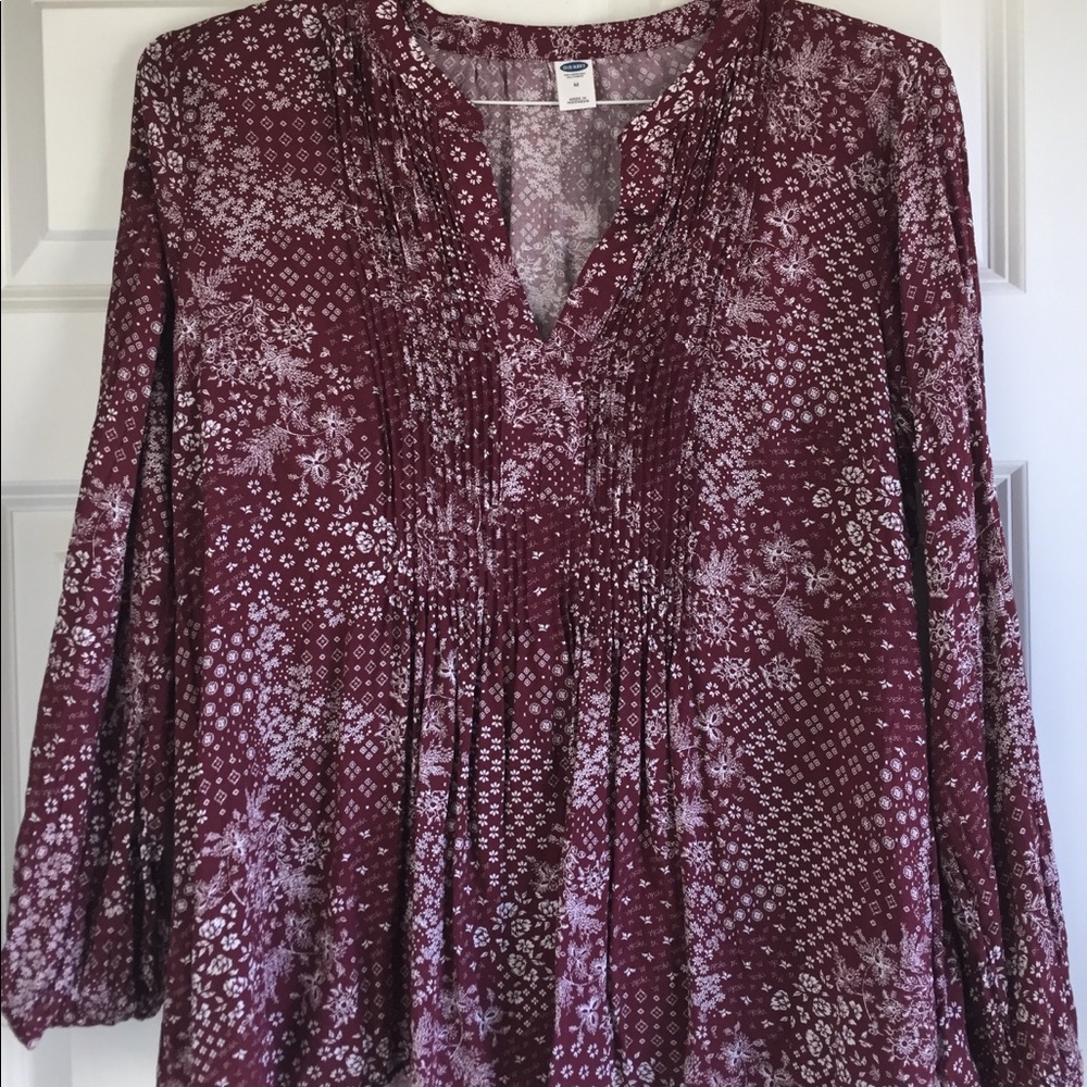 ⏰ Old Navy Blouse